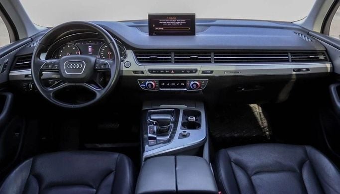 Used Audi Q7 40 TFSI II (4M), 2 l, 2017 in Sharjah by Al Sayed Khamis Used Auto Trading, Grey color. GCC Specs | AUTO.AE
