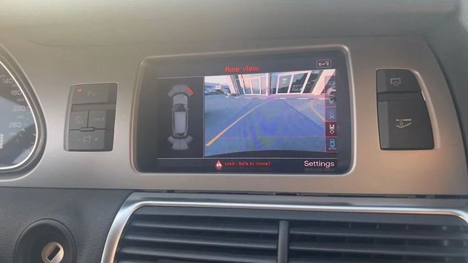 Подержанный Audi Q7 55 TFSI I (4L) Рестайлинг, 3.0 л, 2015 в Шардже от Alsalama Motors Бронзовый цвет. GCC | AUTO.AE