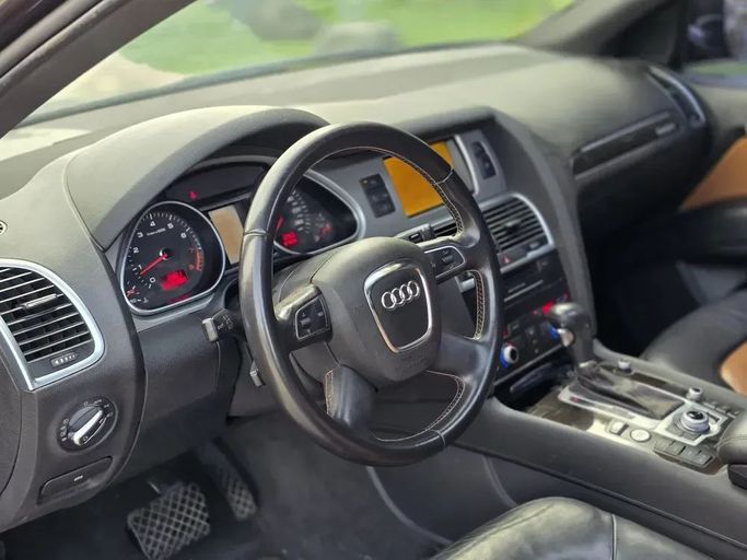 Подержанный Audi Q7 50 TFSI I (4L) Рестайлинг, 3.6 л, 2010 в Шардже от Al Sayed Ezzat Khamis Черный цвет. GCC | AUTO.AE