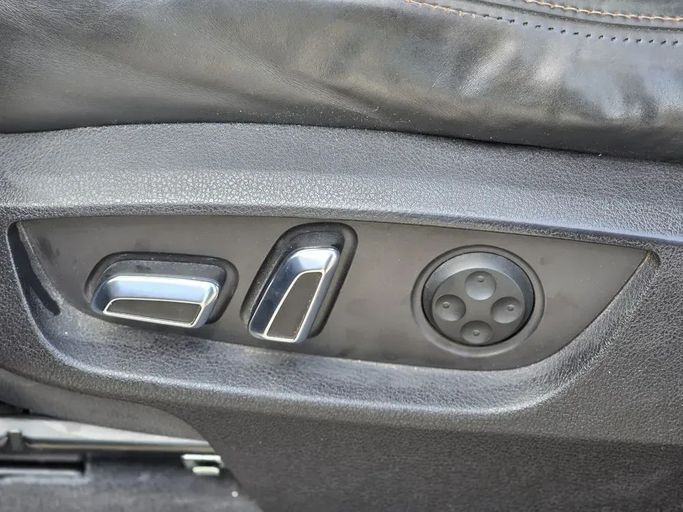 Подержанный Audi Q7 50 TFSI I (4L) Рестайлинг, 3.6 л, 2010 в Шардже от Al Sayed Ezzat Khamis Черный цвет. GCC | AUTO.AE