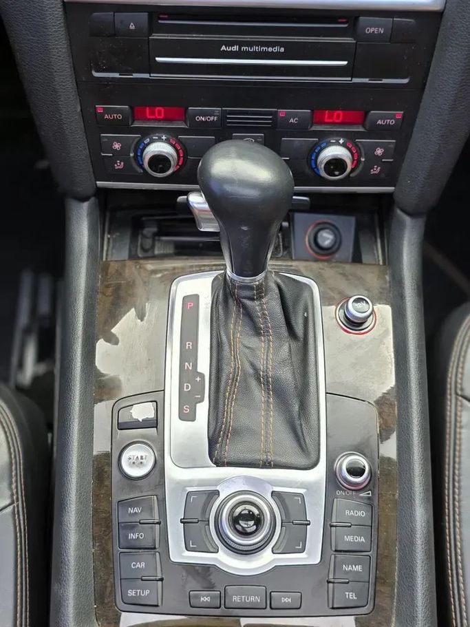 Подержанный Audi Q7 50 TFSI I (4L) Рестайлинг, 3.6 л, 2010 в Шардже от Al Sayed Ezzat Khamis Черный цвет. GCC | AUTO.AE