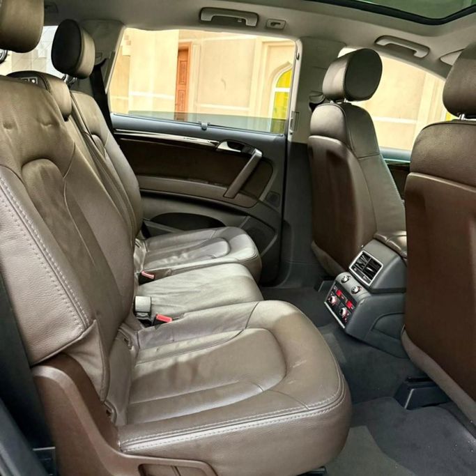 Подержанный Audi Q7 55 TFSI I (4L) Рестайлинг, 3.0 л, 2014 в Шардже от Sarmad Cars Серый цвет. Other | AUTO.AE