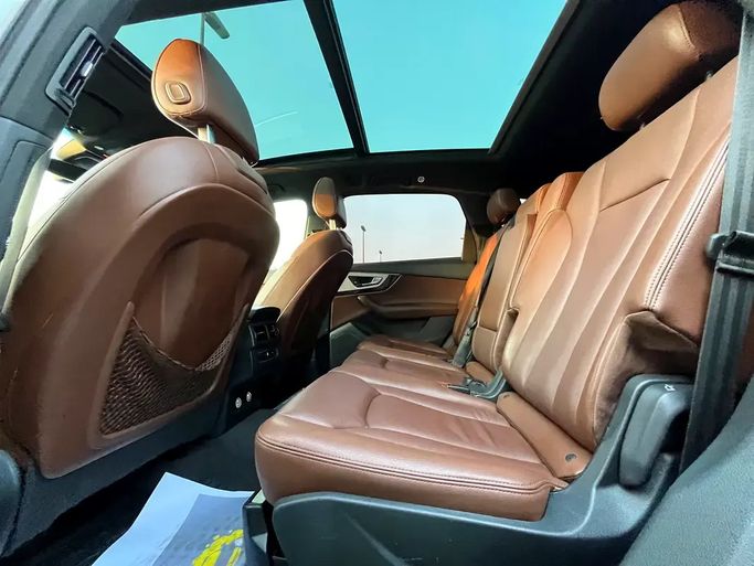 Подержанный Audi Q7 45 TFSI II (4M) Рестайлинг, 2.0 л, 2019 в ОАЭ, Шарджа от Rebou Alfakhama Белый цвет. Американская | AUTO.AE | Объявление #295789 — фото 10 из 19