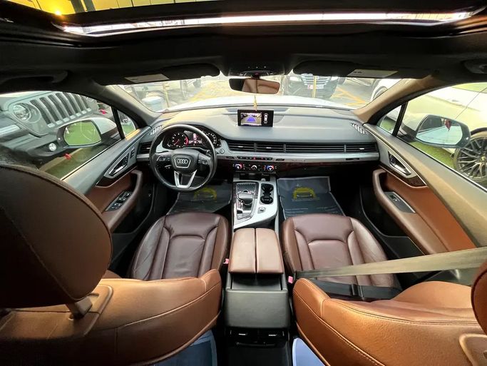 Подержанный Audi Q7 45 TFSI II (4M) Рестайлинг, 2.0 л, 2019 в ОАЭ, Шарджа от Rebou Alfakhama Белый цвет. Американская | AUTO.AE | Объявление #295789 — фото 18 из 19