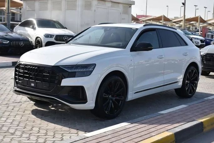 Новый Audi Q8 45 TFSI I (4M), 2.0 л, 2023 в Шардже от Alfaris Used Cars Белый цвет. Other | AUTO.AE