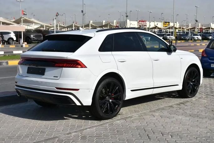 Новый Audi Q8 45 TFSI I (4M), 2.0 л, 2023 в Шардже от Alfaris Used Cars Белый цвет. Other | AUTO.AE
