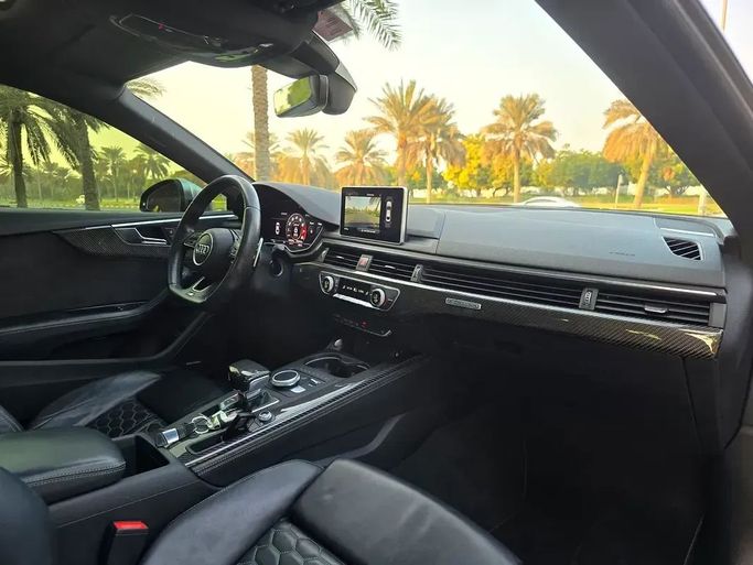 Used Audi RS 5 II (F5), 2.9 l, 2018 in Sharjah by Al Luluah Al Baithaa, Green color. GCC Specs | AUTO.AE