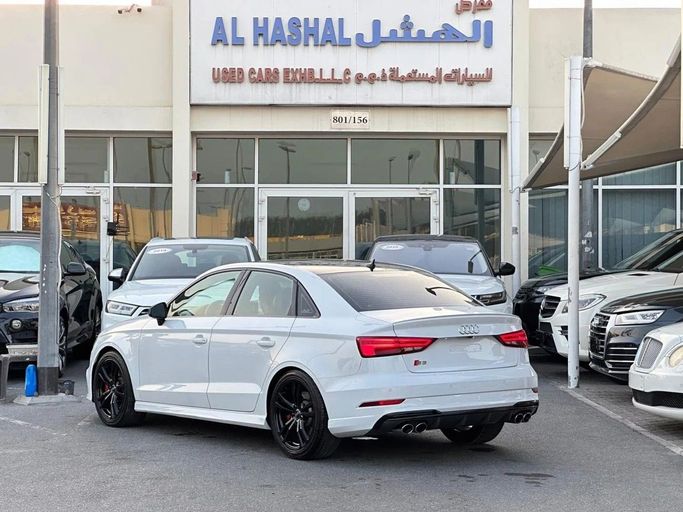 Подержанный Audi S3 III (8V) Рестайлинг, 2.0 л, 2017 в Шардже от Al Hashal Used Cars Белый цвет. GCC | AUTO.AE