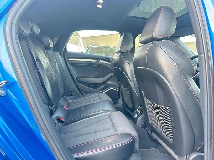 Подержанный Audi S3 III (8V) Рестайлинг, 2.0 л, 2017 в Шардже от Al Hashal Used Cars Синий цвет. GCC | AUTO.AE