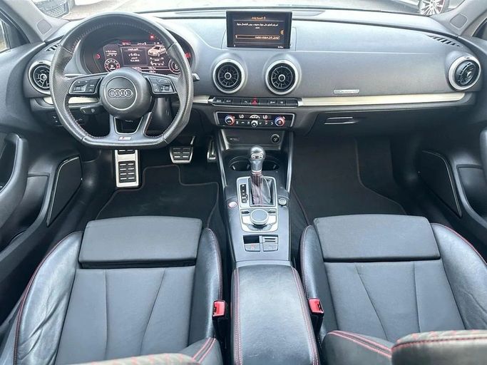 Подержанный Audi S3 III (8V) Рестайлинг, 2.0 л, 2017 в Шардже от Al Hashal Used Cars Синий цвет. GCC | AUTO.AE