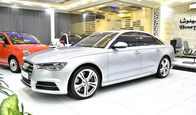 Подержанный Audi S6 IV (C7) Рестайлинг, 4.0 л, 2016 в Шардже от Honey Jidosha Used Cars Tr. Серебристый цвет. GCC | AUTO.AE | Объявление #273130