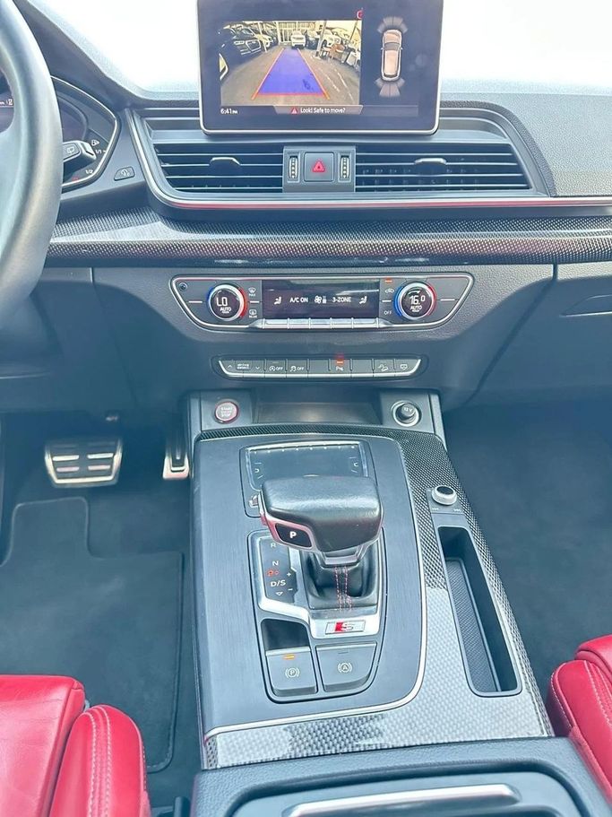 Подержанный Audi SQ5 II (FY), 3.0 л, 2018 в Шардже от Al Hashal Used Cars Белый цвет. GCC | AUTO.AE