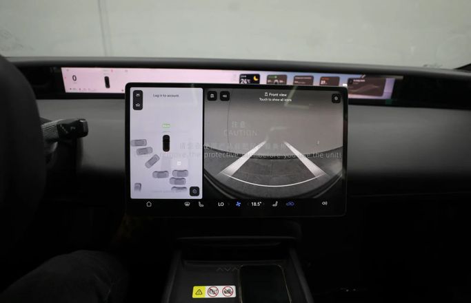 New Avatr 06, 1.5 l, 2025 in Sharjah by Al Qassem Cars Trading, Black color. Other | AUTO.AE