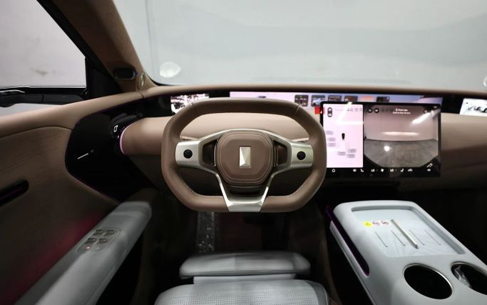 New Avatr 07, 1.5 l, 2024 in Sharjah by Al Qassem Cars Trading, White color. Other | AUTO.AE