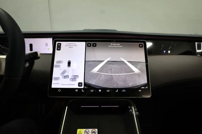 New Avatr 11 I Facelift, 1.5 l, 2025 in Sharjah by Al Qassem Cars Trading, Grey color. Other | AUTO.AE