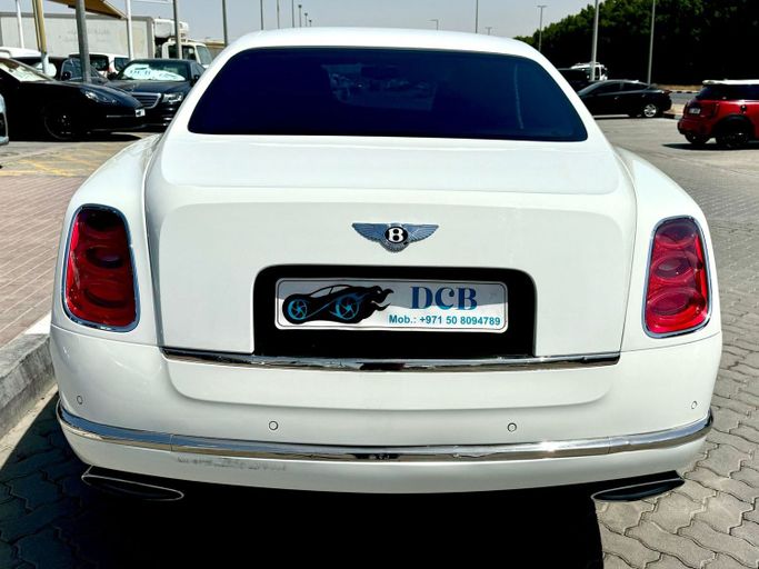 Used Bentley Mulsanne II, 6.8 l, 2013 in Sharjah by DCB Cars, Red color. GCC Specs | AUTO.AE