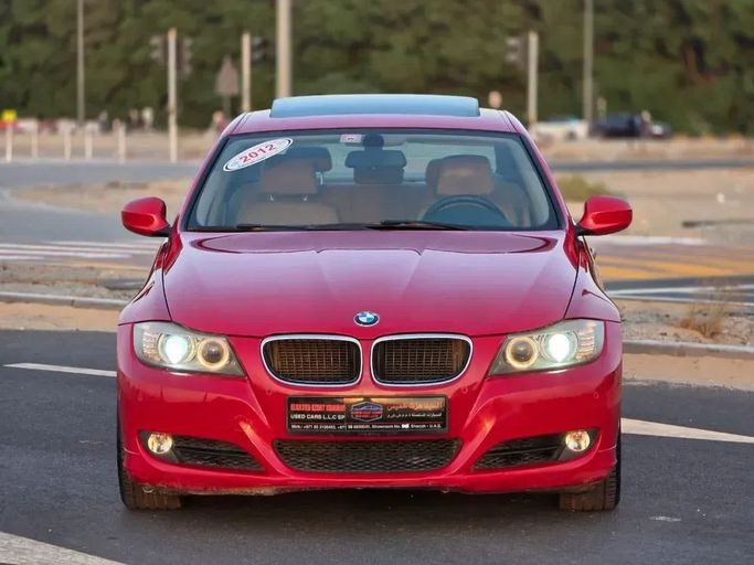 Подержанный BMW 3 Series 316i VI (F3x), 1.6 л, 2012 в Шардже от Al Sayed Ezzat Khamis Красный цвет. GCC | AUTO.AE