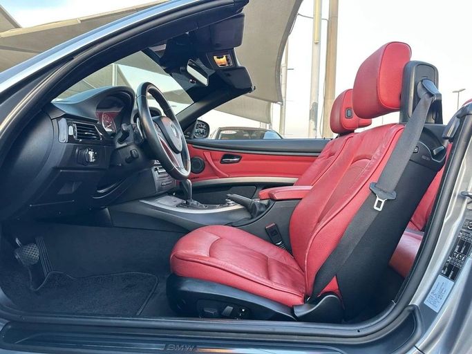 Подержанный BMW 3 Series 328i V (E90/E91/E92/E93) Рестайлинг, 3 л, 2010 в Шардже от Al Hashal Used Cars Серебристый цвет. Японская | AUTO.AE