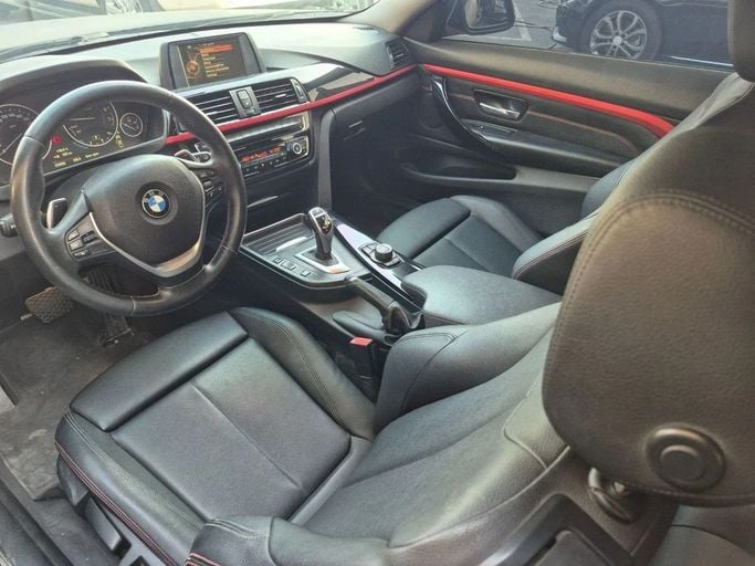 Подержанный BMW 4 Series 420i F32/F33/F36, 2.0 л, 2015 в Шардже от Al Sada used cars Черный цвет. GCC | AUTO.AE