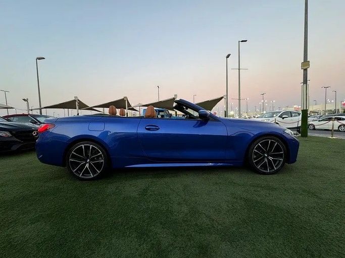Подержанный BMW 4 Series 430i G22, G23, G26, 2.0 л, 2022 в Шардже от Al Fakhamah Used Cars Синий цвет. Американская | AUTO.AE