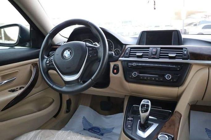 Подержанный BMW 4 Series 428i F32/F33/F36, 2.0 л, 2014 в Шардже от OMC Used Cars Черный цвет. GCC | AUTO.AE
