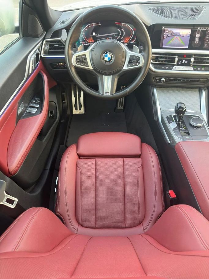 Подержанный BMW 4 Series 420i G22, G23, G26, 2.0 л, 2023 в Шардже от Al Hashal Used Cars Белый цвет. GCC | AUTO.AE