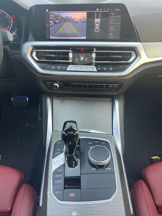 Подержанный BMW 4 Series 420i G22, G23, G26, 2.0 л, 2023 в Шардже от Al Hashal Used Cars Белый цвет. GCC | AUTO.AE