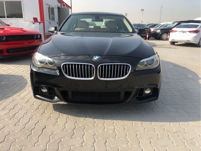 Used BMW 5 Series 535i VI (F10/F11/F07) Facelift, 3.0 l, 2015 in Sharjah by Al Madar, Black color. GCC Specs | AUTO.AE