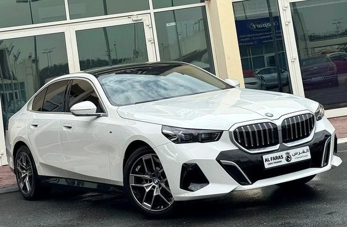 Used BMW 5 Series 520i VIII (G60/G61/G68), 2.0 l, 2024 in Sharjah by Al Faras al Thahabi Used Cars, White color. Japanese Specs | AUTO.AE