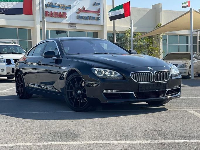 Подержанный BMW 6 Series 650i xDrive III (F06/F13/F12), 4.4 л, 2013 в Шардже от Badar Used Cars Черный цвет.  | AUTO.AE