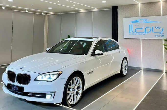 Used BMW 7 Series 740Li V (F01/F02/F04) Facelift, 3.0 l, 2014 in Sharjah by Ayoon Alhoot Motors, White color. GCC Specs | AUTO.AE