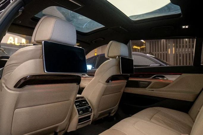 Подержанный BMW 7 Series 730Li VI (G11/G12) Рестайлинг, 0.1 л, 2022 в Шардже от Almarid Motors Черный цвет. GCC | AUTO.AE