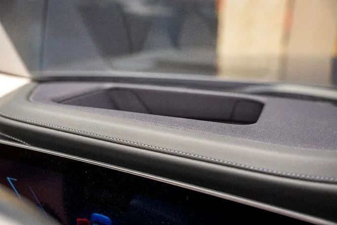 Подержанный BMW 7 Series 735i VII (G70), 3.0 л, 2024 в Шардже от Almarid Motors Черный цвет. GCC | AUTO.AE