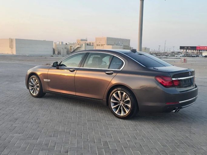 Used BMW 7 Series 730Li V (F01/F02/F04) Facelift, 3.0 l, 2015 in Sharjah by Al Aayan Used Cars, Brown color. GCC Specs | AUTO.AE