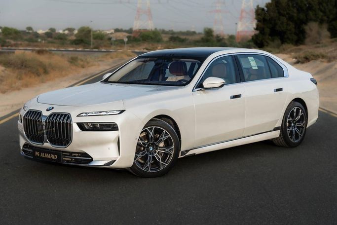 Новый BMW 7 Series 735i VII (G70), 3.0 л, 2026 в Шардже от Al Marid Motors Белый цвет.  | AUTO.AE | Объявление #272903