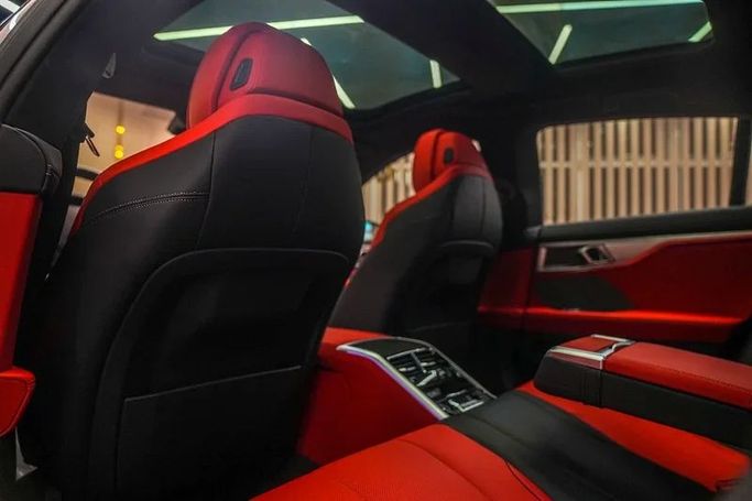 Подержанный BMW 8 Series 840i II (G14/G15/G16) Рестайлинг, 3.0 л, 2024 в Шардже от Almarid Motors Серый цвет. GCC | AUTO.AE