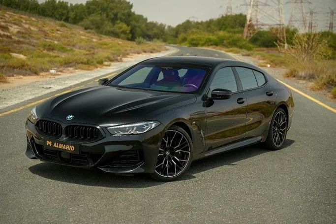 Подержанный BMW 8 Series 840i II (G14/G15/G16) Рестайлинг, 3.0 л, 2023 в Шардже от Almarid Motors Черный цвет. GCC | AUTO.AE