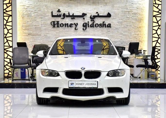 Used BMW M3 IV (E90), 4.0 l, 2011 in Sharjah by Honey Gidosha Used Cars Tr., White color.  | AUTO.AE