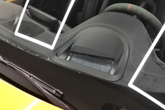 Подержанный BMW M4 F82/F83 Рестайлинг, 3.0 л, 2020 в Шардже от Al Qassem Cars Trading Желтый цвет. Корейская | AUTO.AE