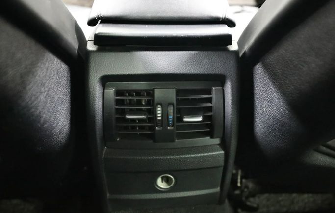 Подержанный BMW M4 F82/F83 Рестайлинг, 3.0 л, 2020 в Шардже от Al Qassem Cars Trading Желтый цвет. Корейская | AUTO.AE