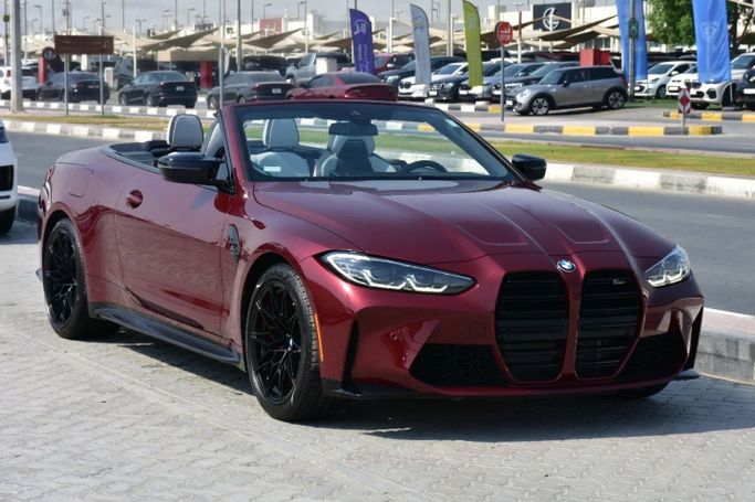 Подержанный BMW M4 Competition Package G82/G83, 3.0 л, 2024 в Шардже от Alfaris Used Cars Красный цвет. Other | AUTO.AE
