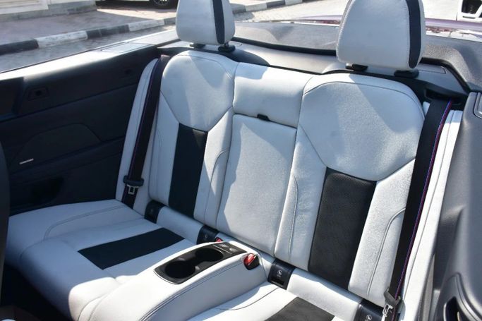 Подержанный BMW M4 Competition Package G82/G83, 3.0 л, 2024 в Шардже от Alfaris Used Cars Красный цвет. Other | AUTO.AE