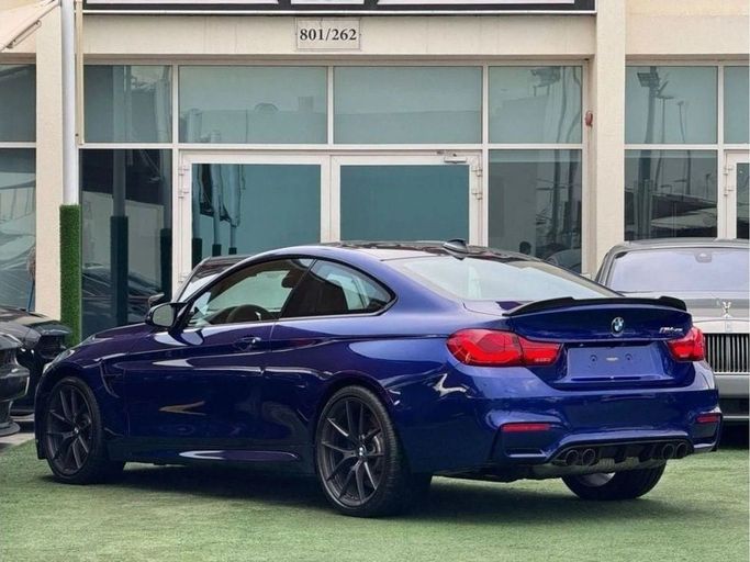 Used BMW M4 CS F82/F83 Facelift, 3.0 l, 2020 in Sharjah by Noor Al Seyoh Used Cars, Blue color. American Specs | AUTO.AE