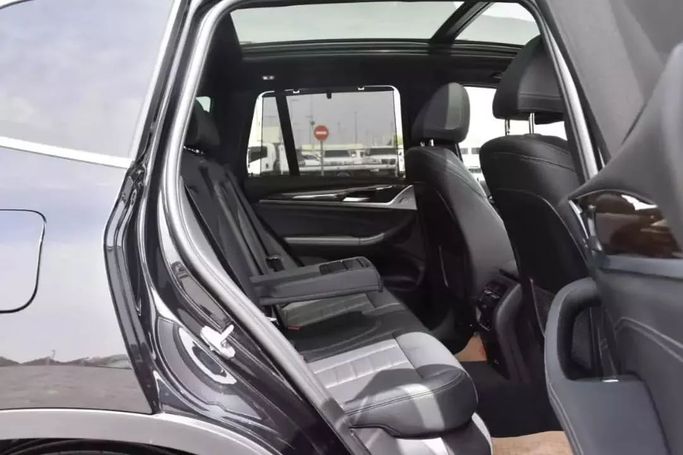 Подержанный BMW X3 30i xDrive III (G01), 2.0 л, 2020 в Шардже от Alfaris Used Cars Черный цвет. Other | AUTO.AE