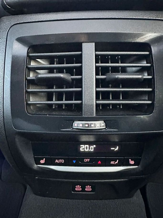 Подержанный BMW X4 M40i II (G02) Рестайлинг, 3.0 л, 2022 в Шардже от Al Hashal Used Cars Белый цвет. Корейская | AUTO.AE