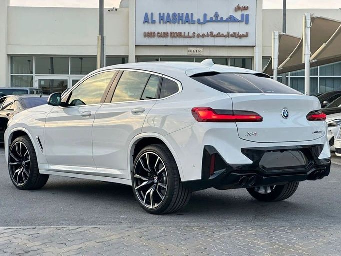 Подержанный BMW X4 M40i II (G02) Рестайлинг, 3.0 л, 2022 в Шардже от Al Hashal Used Cars Белый цвет. Корейская | AUTO.AE