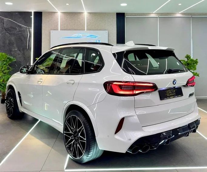 Used BMW X5 50i IV (G05/G18), 4.4 l, 2020 in Sharjah by Ayoon Alhoot Motors, White color. GCC Specs | AUTO.AE