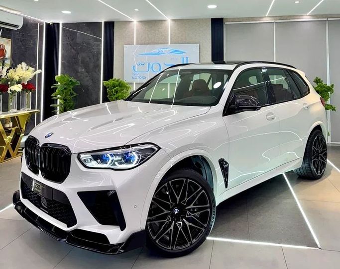 Used BMW X5 50i IV (G05/G18), 4.4 l, 2020 in Sharjah by Ayoon Alhoot Motors, White color. GCC Specs | AUTO.AE