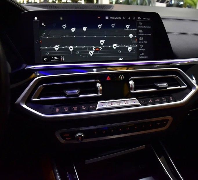 Used BMW X5 40i IV (G05/G18), 3.0 l, 2023 in Sharjah by Honey Gidosha Used Cars Tr., White color. GCC Specs | AUTO.AE