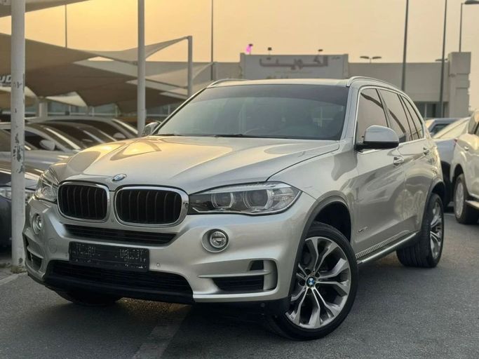 Used BMW X5 35i III (F15), 3.0 l, 2015 in Sharjah by Nour Alnukhba Motors, Silver color. GCC Specs | AUTO.AE